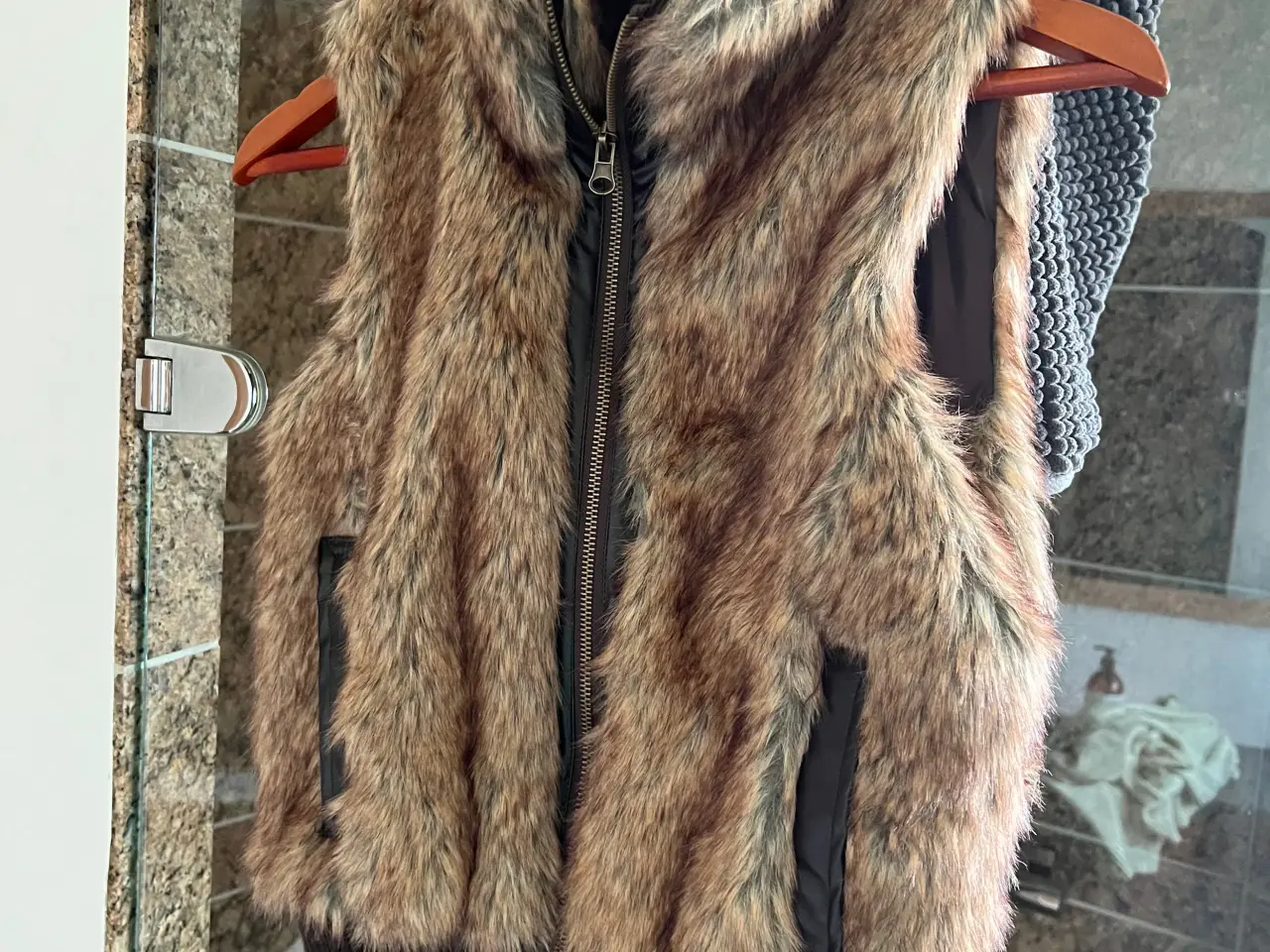 Billede 2 - Lækker vest str xs