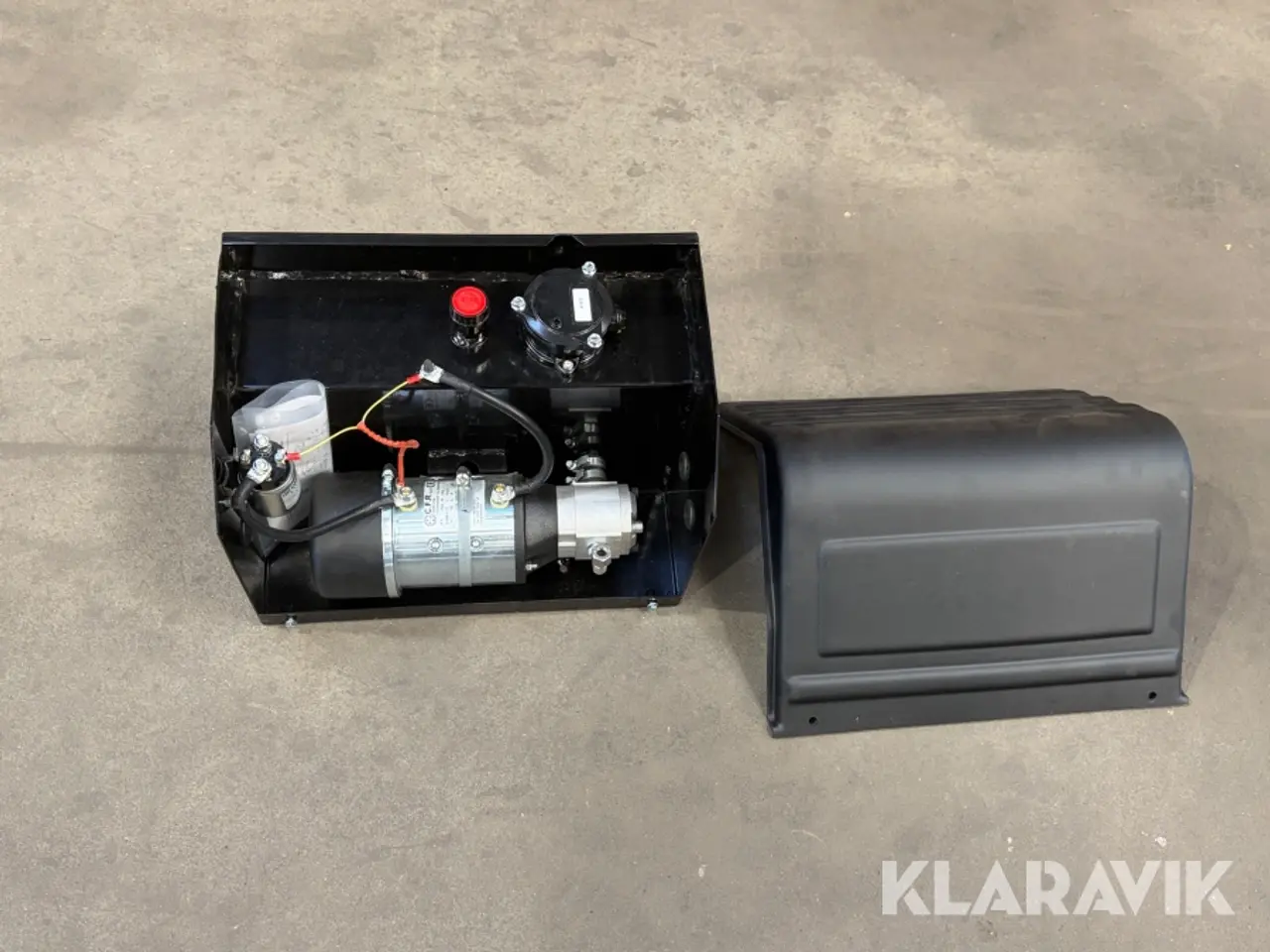 Billede 1 - Pumpestation 12V - 10,7 liters tank 1 styk