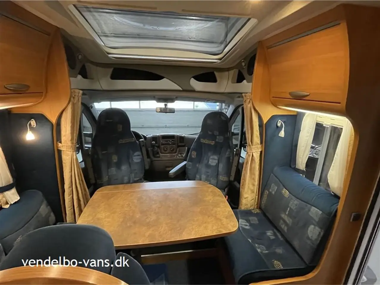 Billede 4 - 2008 - Chausson Allegro 96 Enkelsenge i lav (sidde) højde og toilet og bad i bagenden