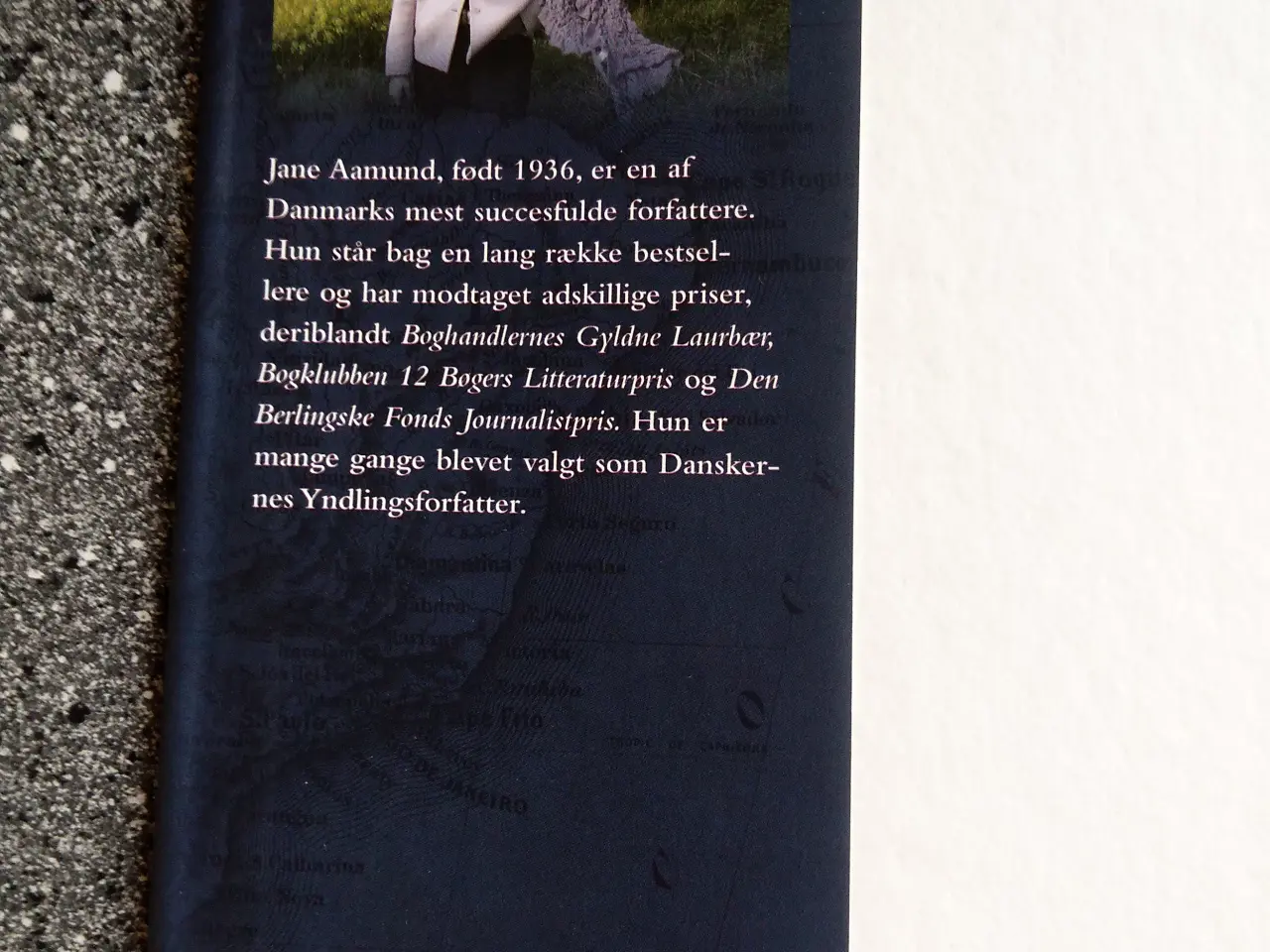 Billede 3 - Bog: DE GRØNNE SKOVE af Jane Aamund
