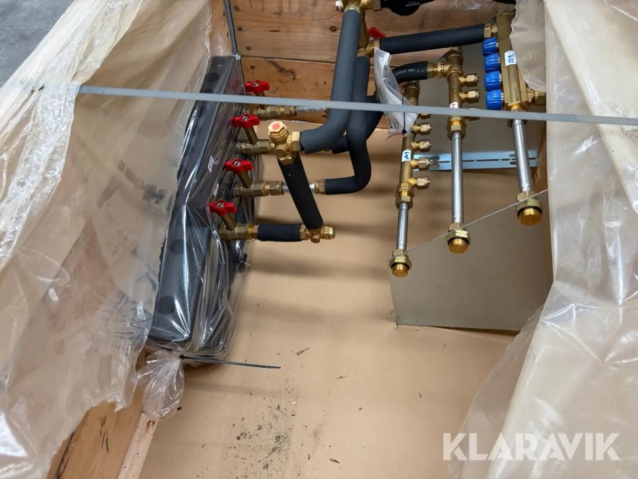 Billede 7 - Gulvvarmeunit Wavin BCVS TP2 5KV + 3VV + 4GV med 4 kredse og Grundfos cirkulationspumpe