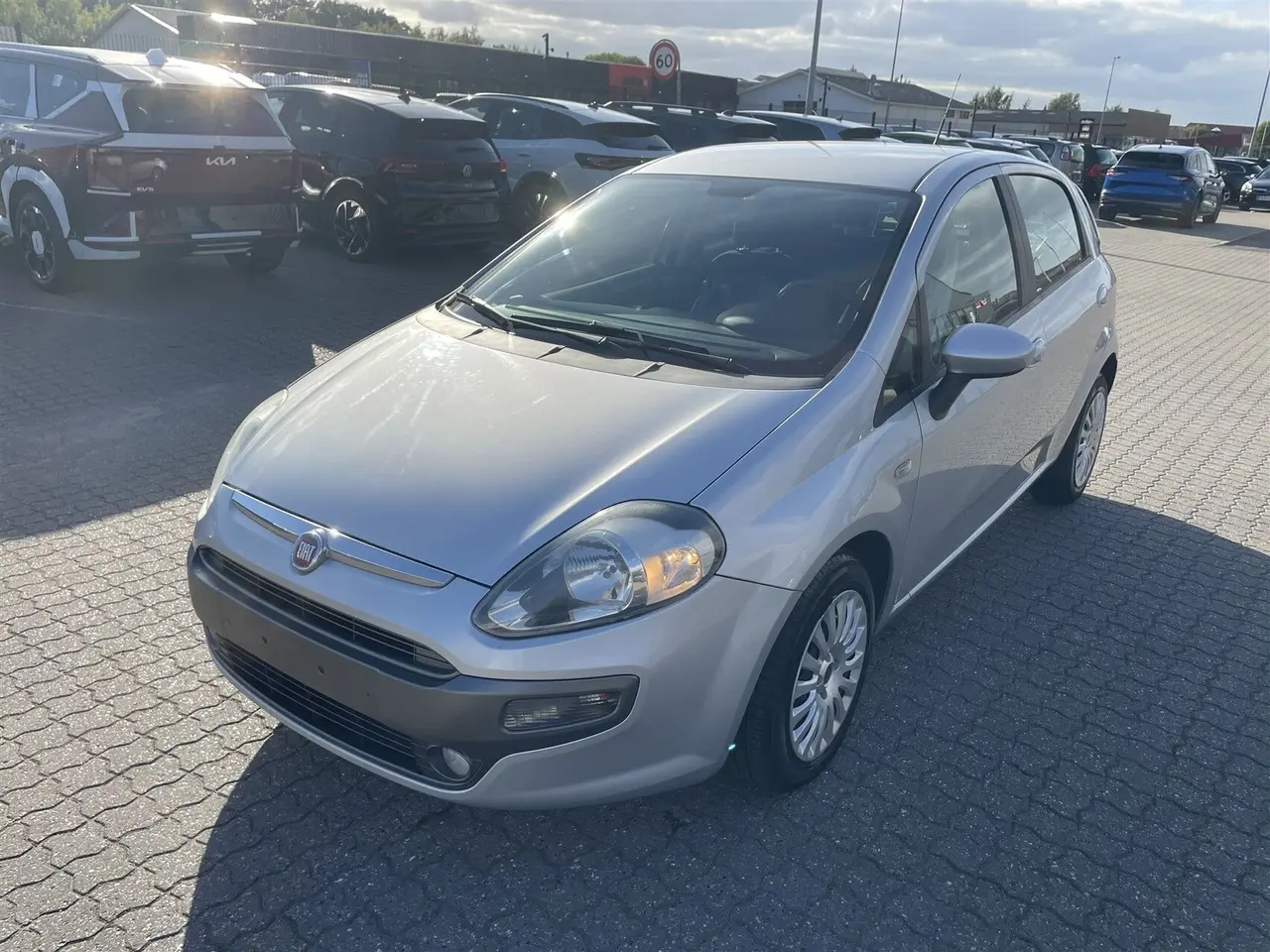 Billede 2 - Fiat Punto 1,3 MJT Evo Dynamic 74HK 5d