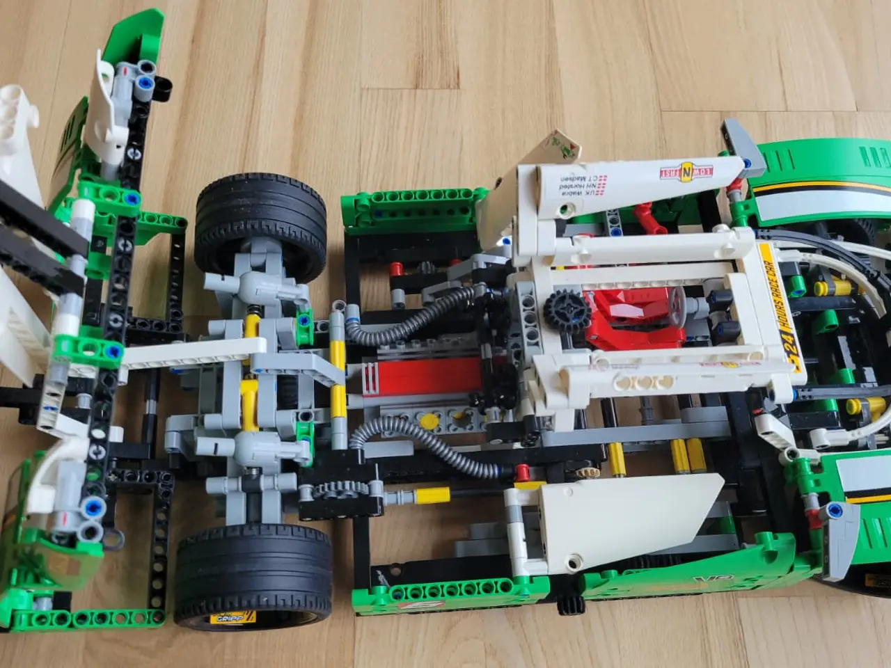Billede 3 - LEGO Technic 24-timers Racerbil 42039