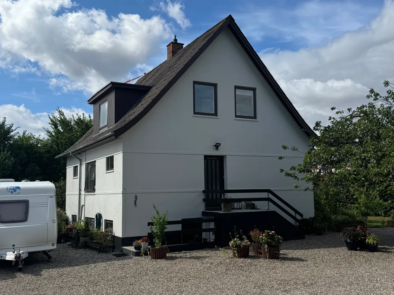 Billede 1 - Hus i Odense til leje 8.000 kr. 