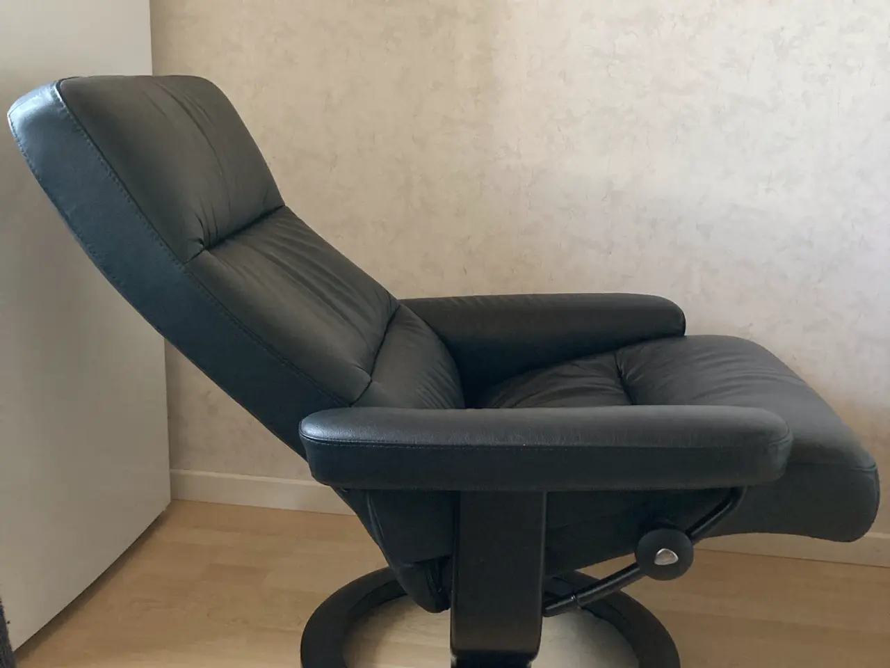 Billede 2 - Stressless læderlænestol, str small