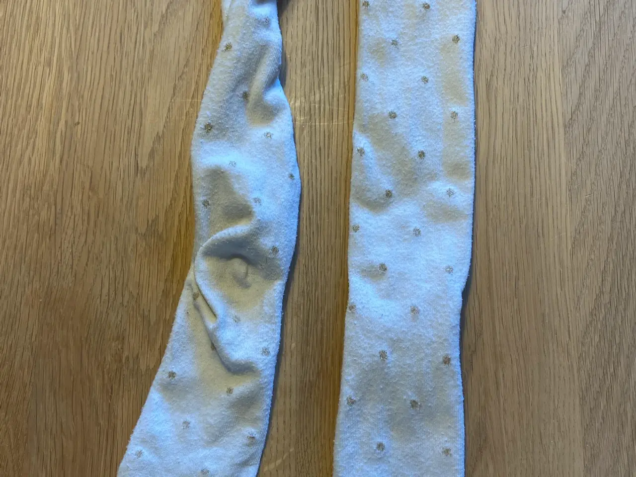 Billede 10 - Strømper str. 31 - 34 og 23-26. Futter med dupper 