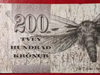 FÆRØERNE 200 KRÓNUR / KRONER 2011 Natsværmer p31