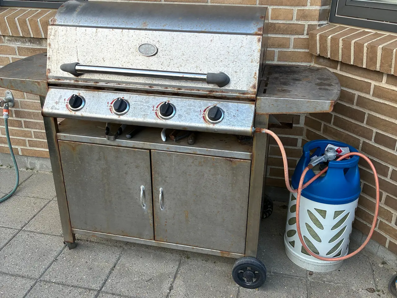 Billede 1 - Gasgrill: hentes gratis 