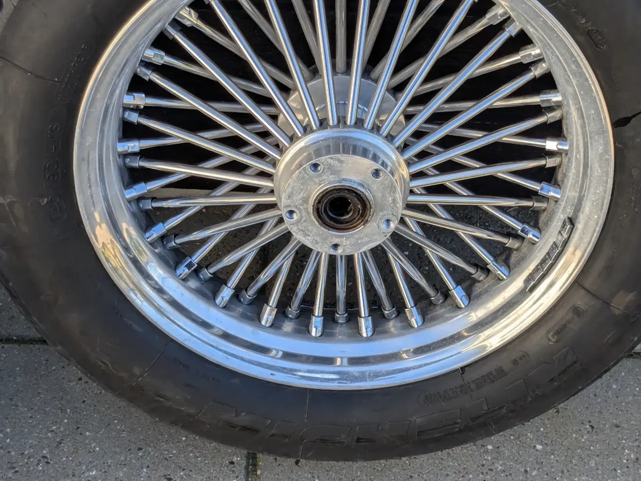 Billede 3 - Fatspoke fælge fra Harley Davidson