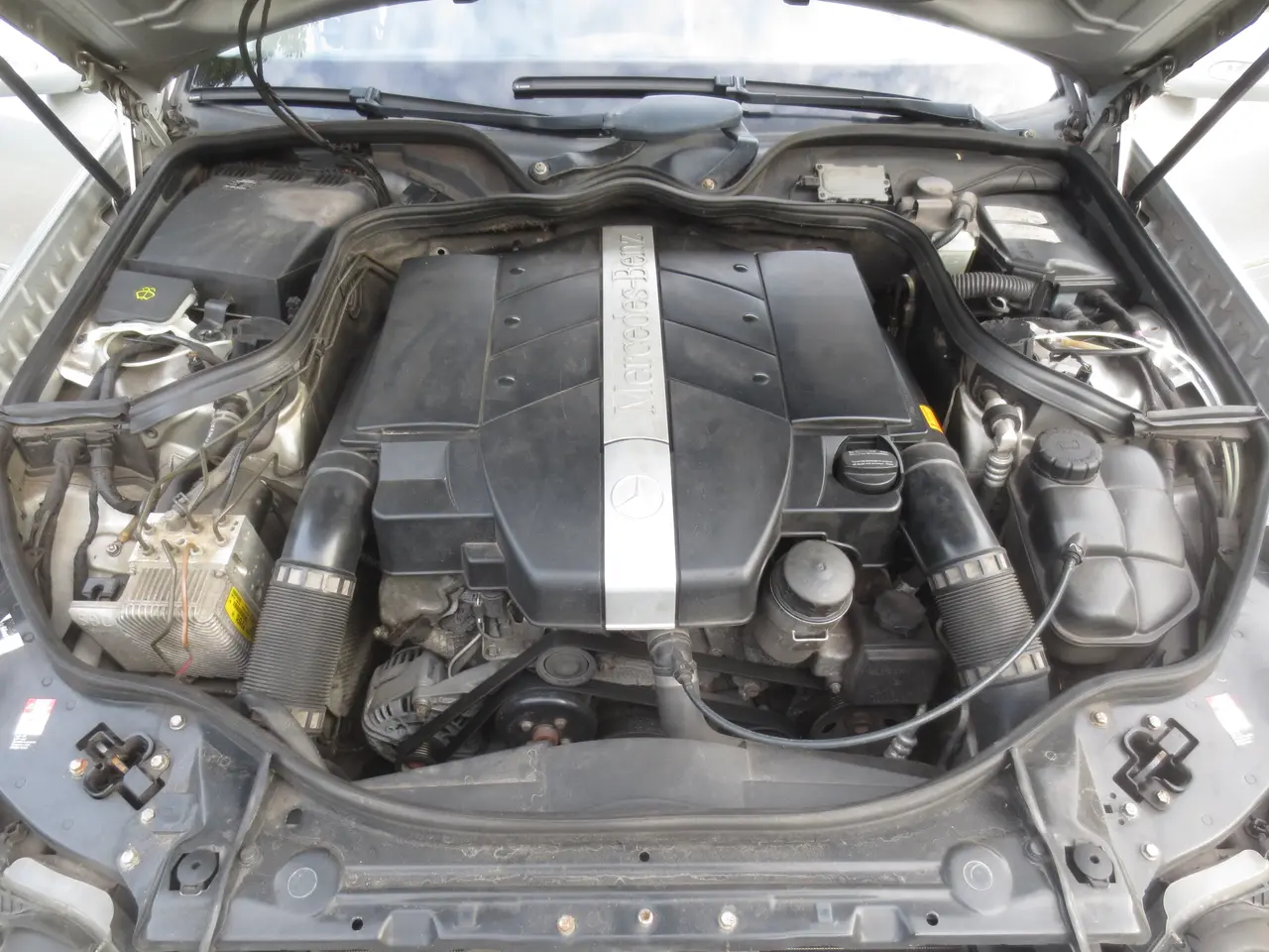 Billede 18 - Pæn Mercedes E 320 3.2 i V6 Aut  