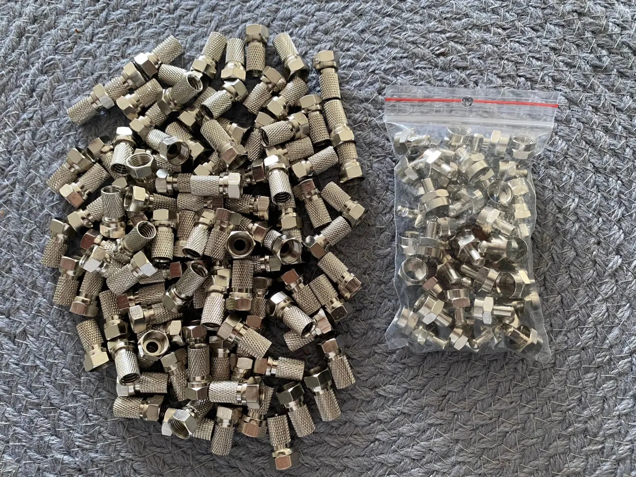 Billede 3 - Antennefordeler / F-connector stik