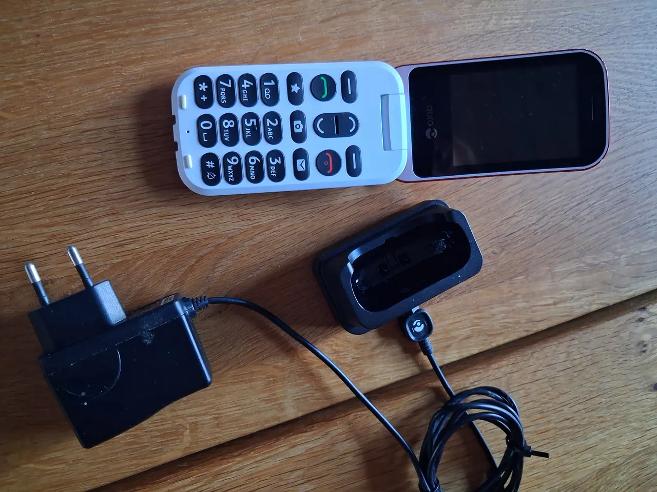 Billede 2 - Doro telefon med nødknap