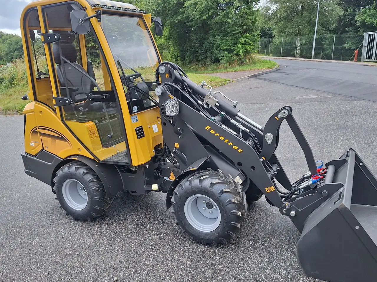 Billede 6 - Eurotrac W11 mellem arm  førehus
