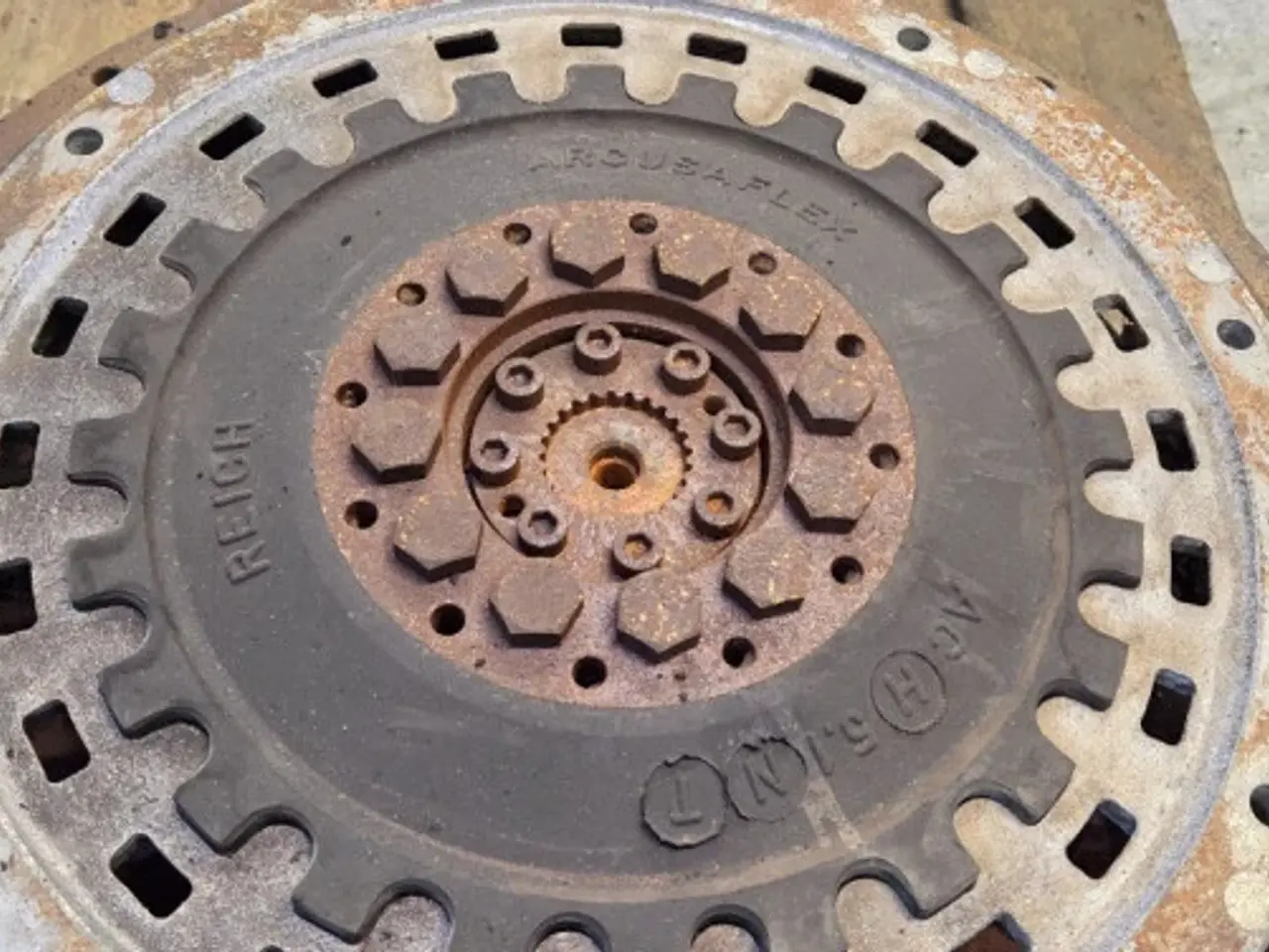Billede 6 - Mercedes OM442 Motorgear