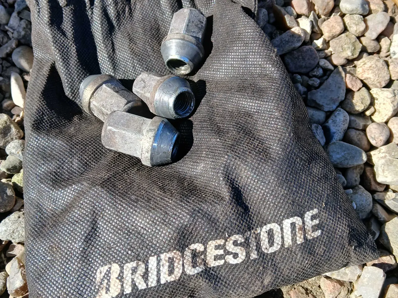 Billede 12 - Som nye Alufælge med vinterdæk .....