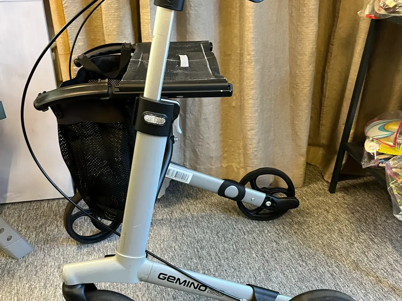 Billede 1 - Letvægts rollator Gemino 20