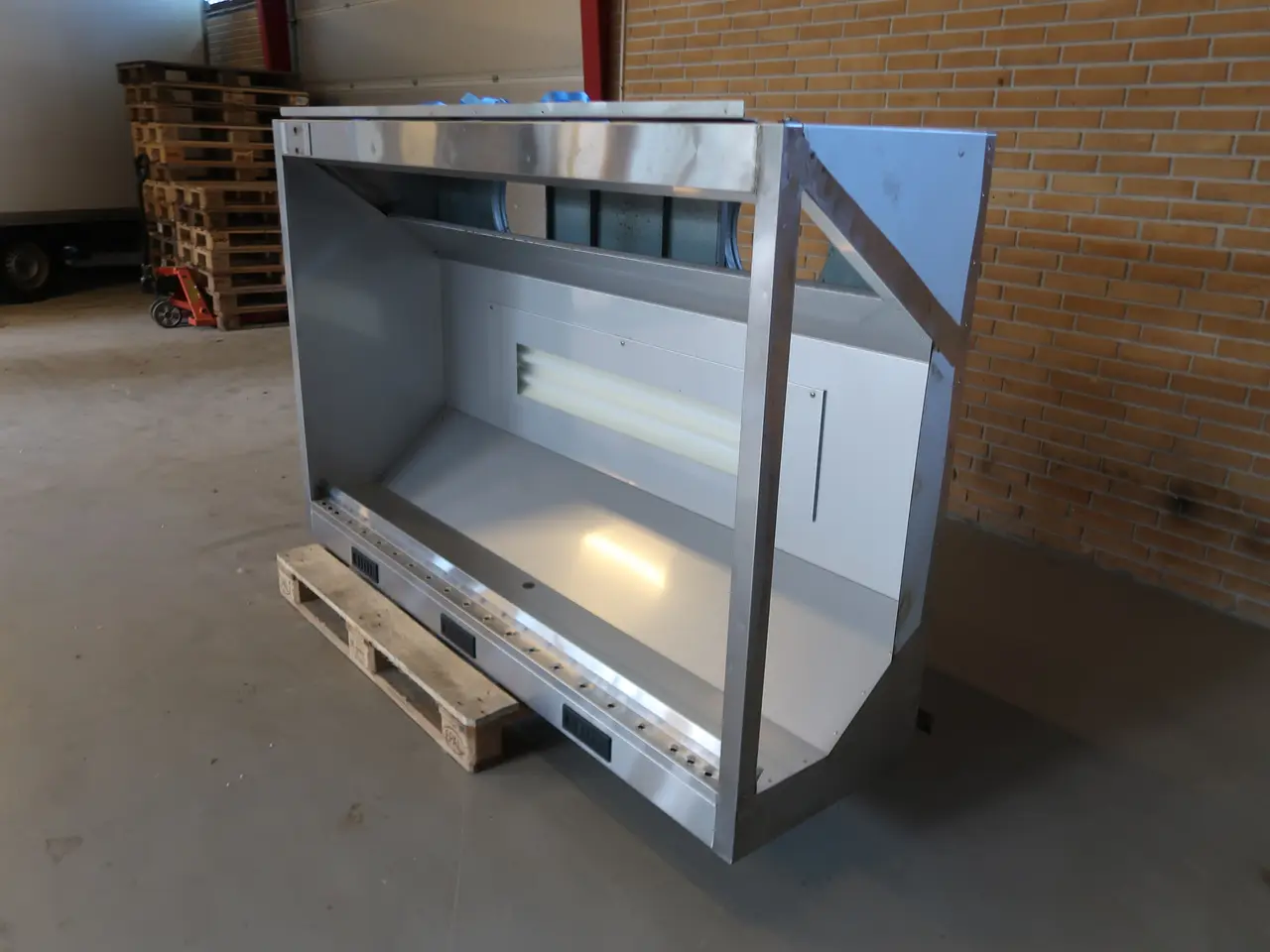 Billede 3 - Emfang med lys - 200x130x55,5 cm