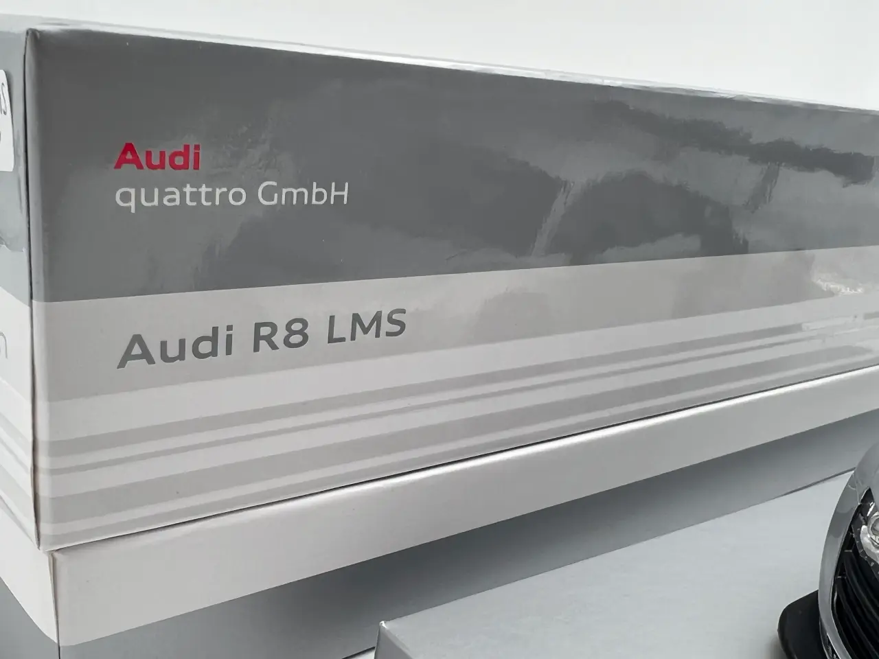 Billede 11 - 2009 Audi R8 LMS GT3 Presentation 1:18