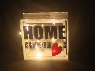 Lyssten Home is Where Your Love is 19 cm x 19 cm