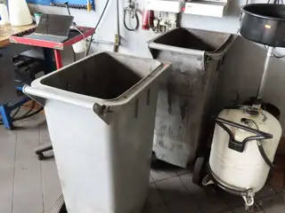 4 stk. Skraldespande