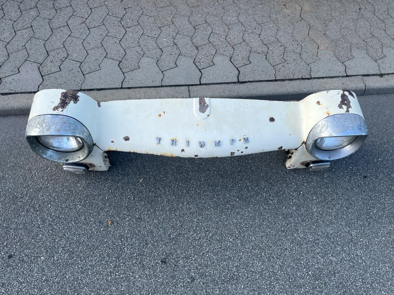 Billede 3 - Triumph Herald front cut