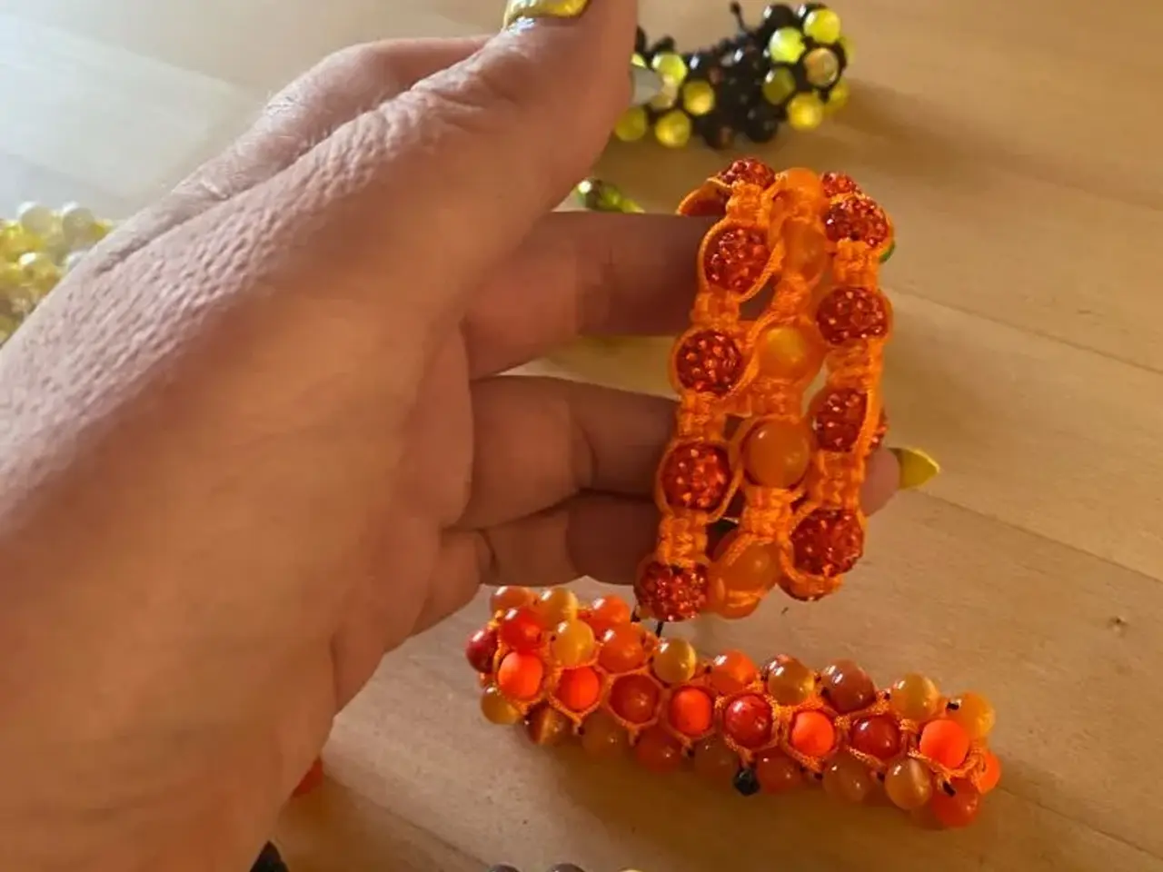 Billede 5 - Nye knyttede armbånd