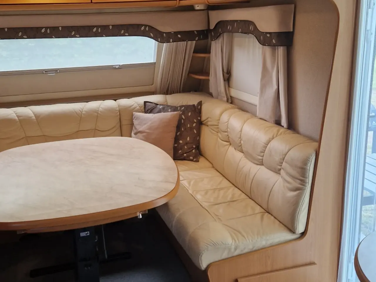 Billede 16 - Kabe ROYAL 610 DXL XV 2 King Size, årgang 2007