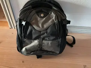 Targus rygsæk med lomme til pc