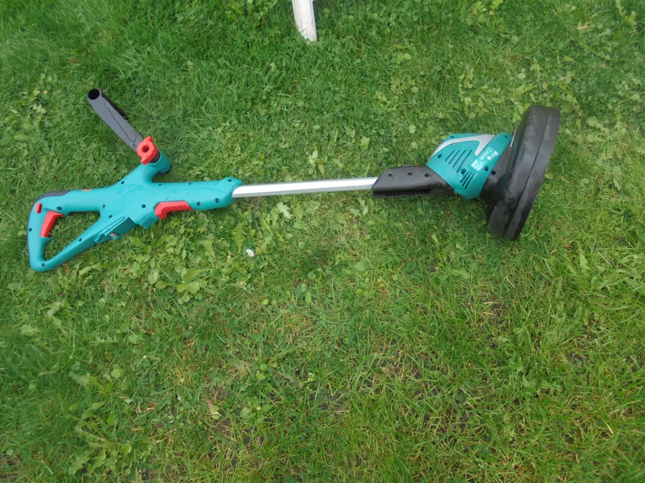 Billede 6 - BOSCH græstrimmer på batteri
