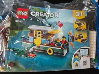 Lego Creator Riverside Houseboat 31093