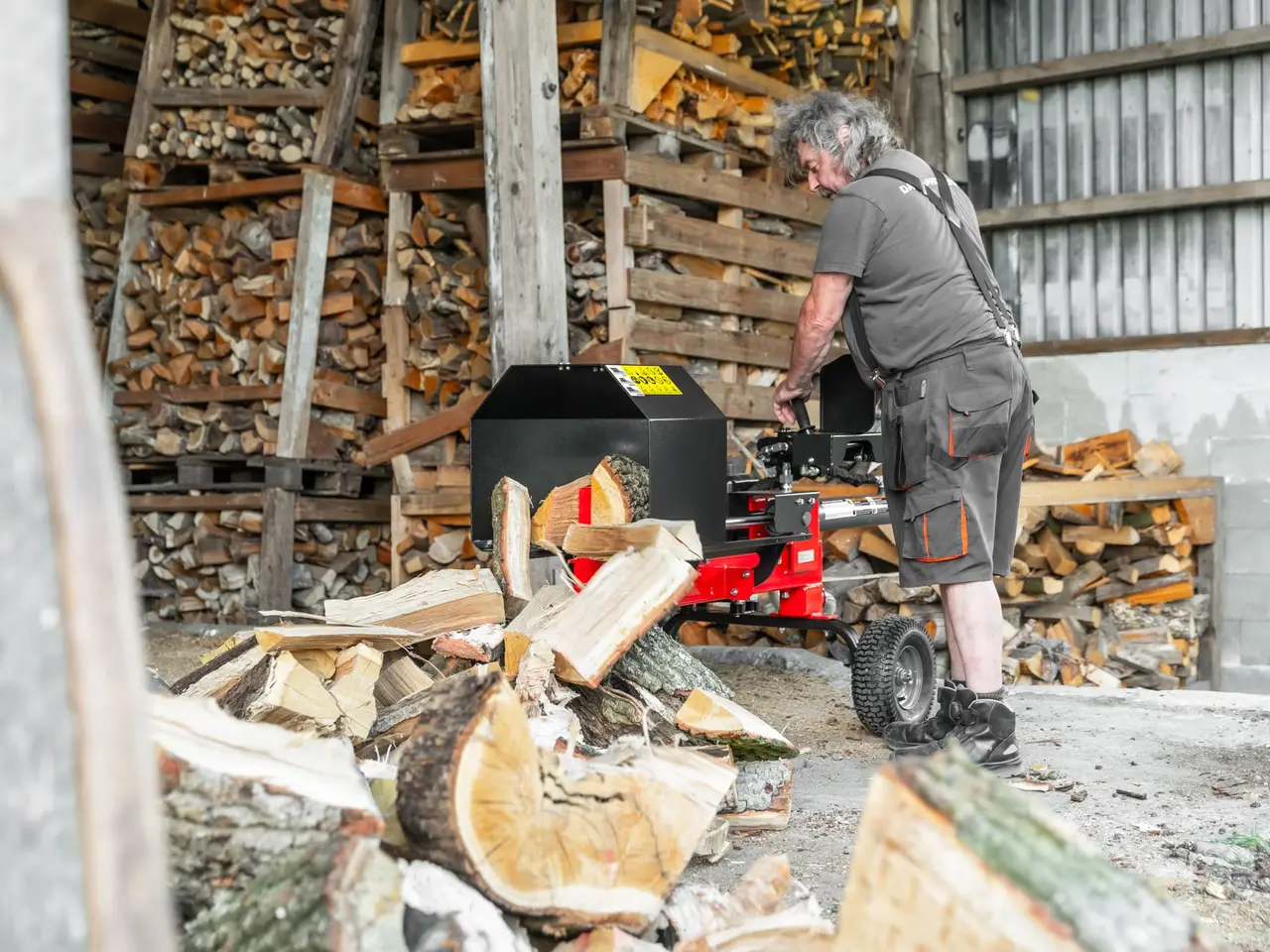 Billede 26 - WoodMaster CWM12B – 12 ton benzin brændekløver (vandret)