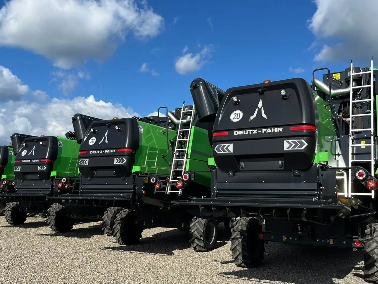 Billede 6 - Deutz-Fahr C7206 With 24feed - 7.2m header. New and unused Combine together with 7.2m header