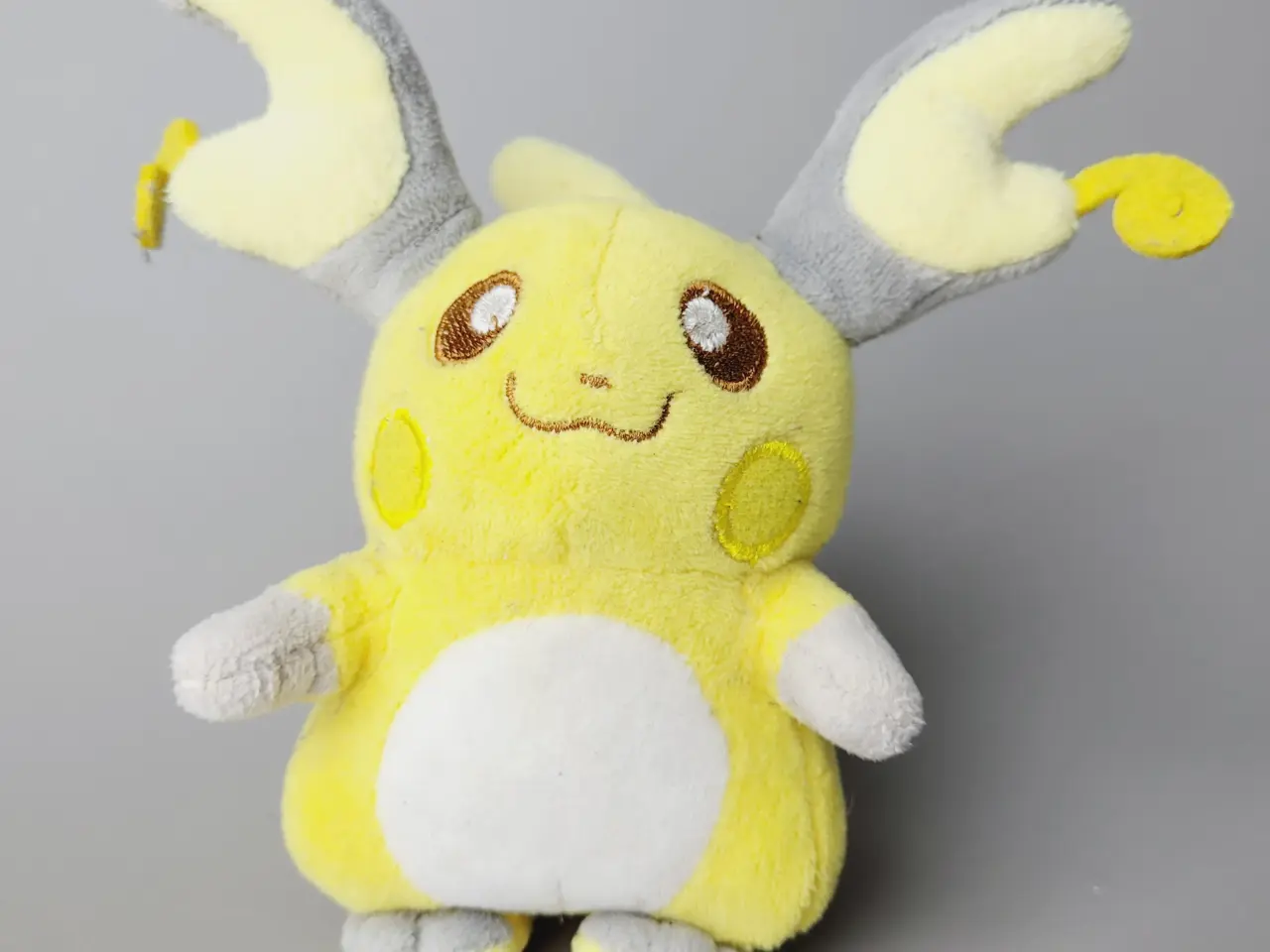 Billede 1 - ⭐️· Raichu Pokémon bamse