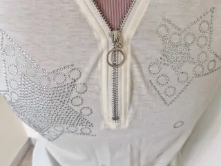 Bluse med similisten