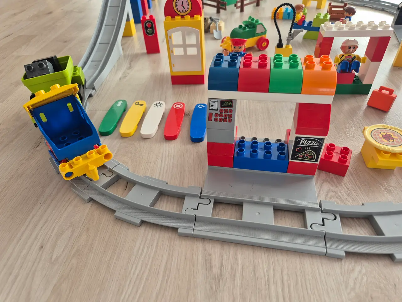 Billede 4 - Duplo Smart Elektrisk Togbane, Damptog, APP Funkti