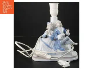 Porcelæn bordlampe med figurine par (str. 23,5 cm)