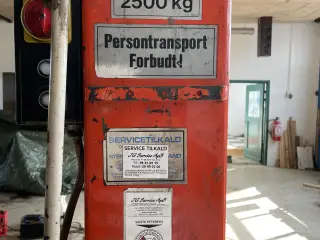 Autolift 2400 Kg