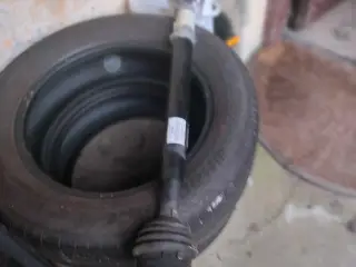Drivaksel højre Audi 80 B4