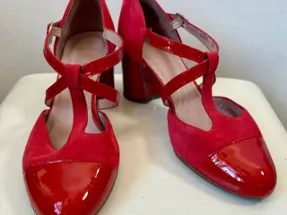 Wonders, pumps, str 38