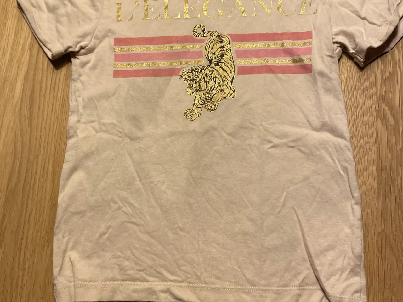 Billede 4 - Tshirt, shorts, leggings, badedragter, badekåbe