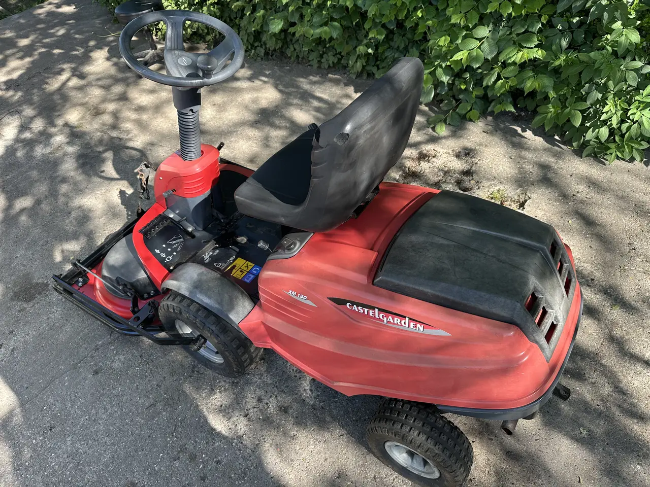Billede 4 - Castelgarden frontrider 12.5 hk ingen rust i klipp
