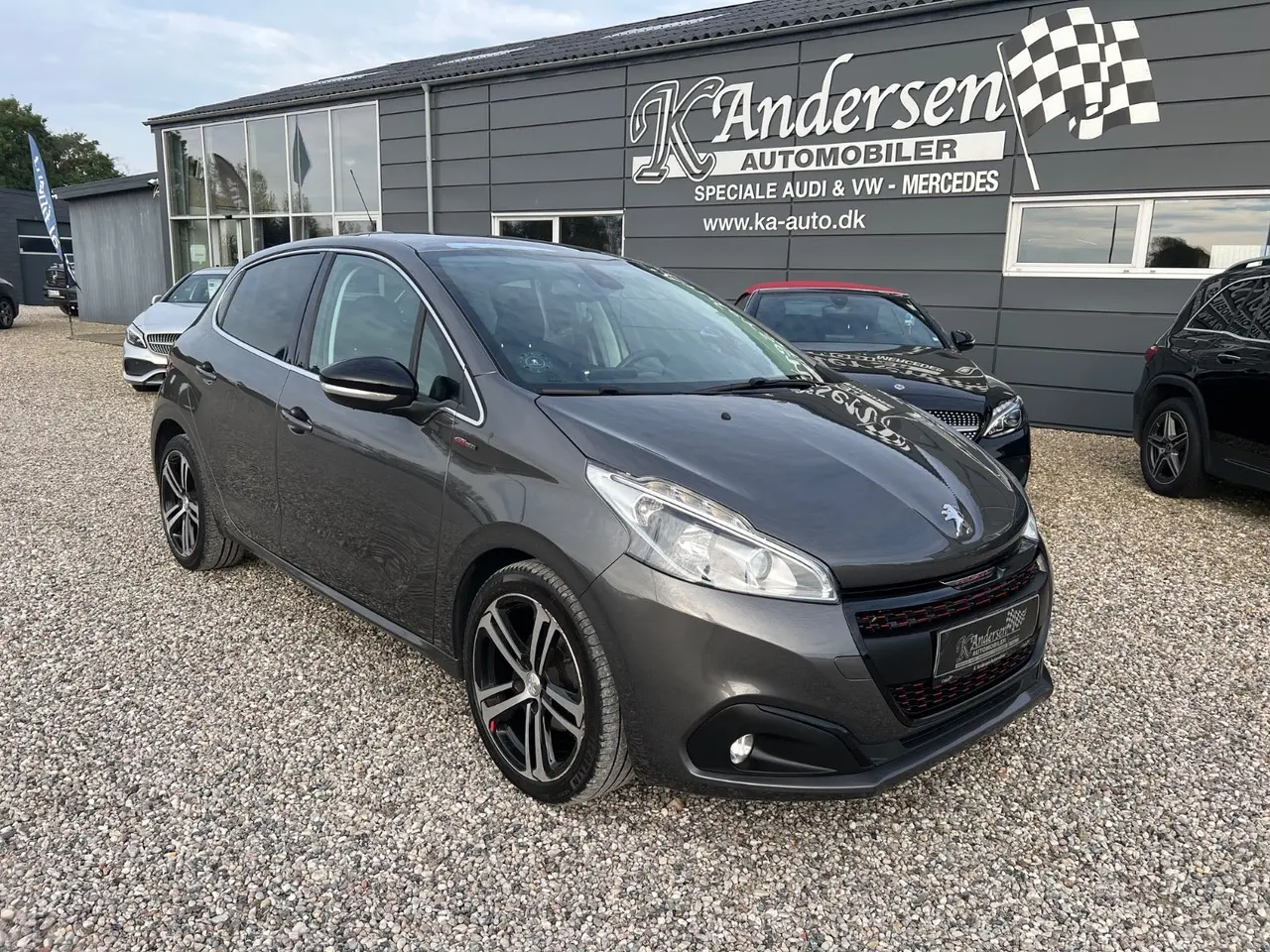 Billede 1 - Peugeot 208 1,6 BlueHDi 100 GT Line Sky