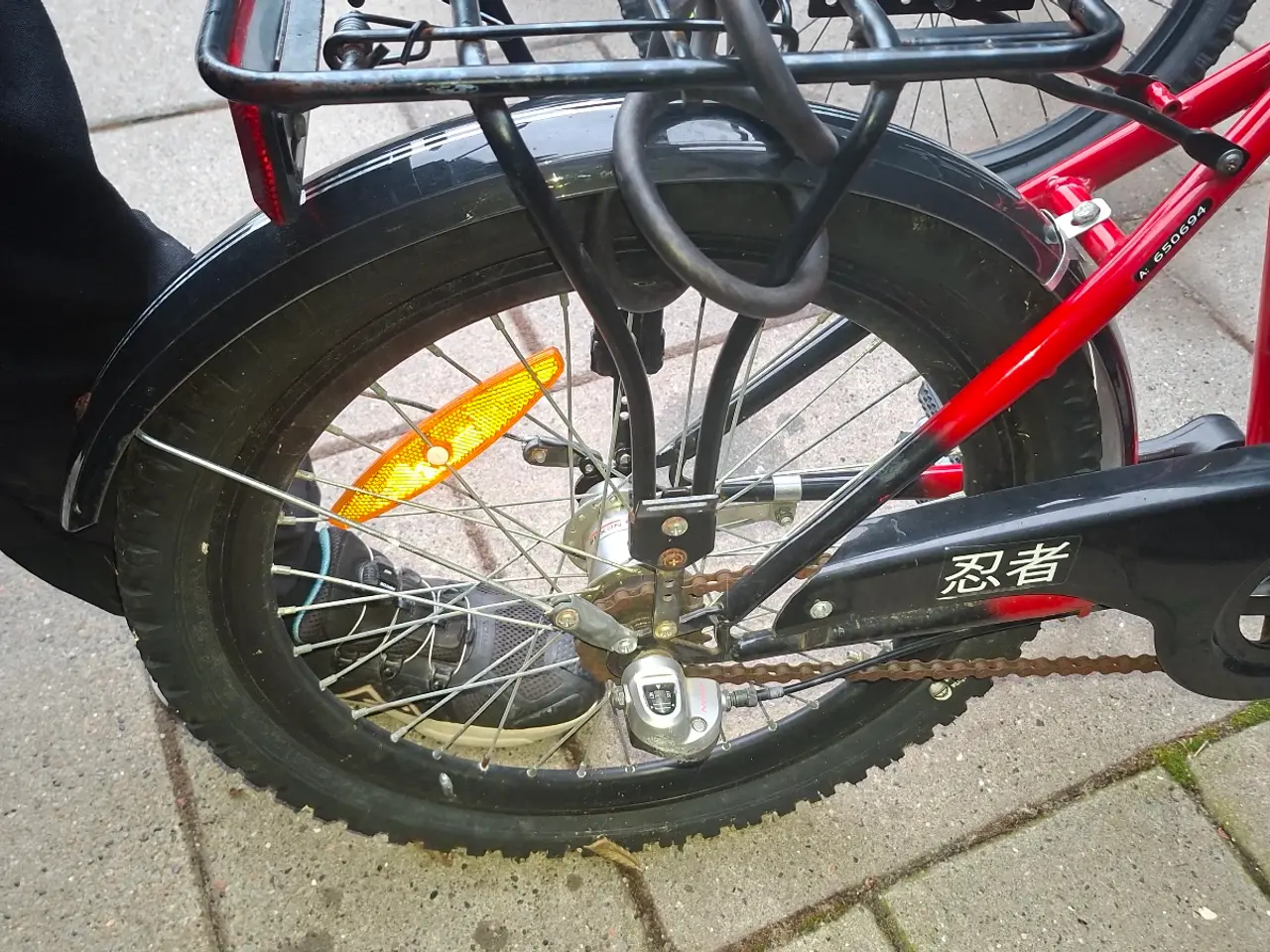 Billede 2 - 20" børnecykel – 3 gear – med bagagebærer