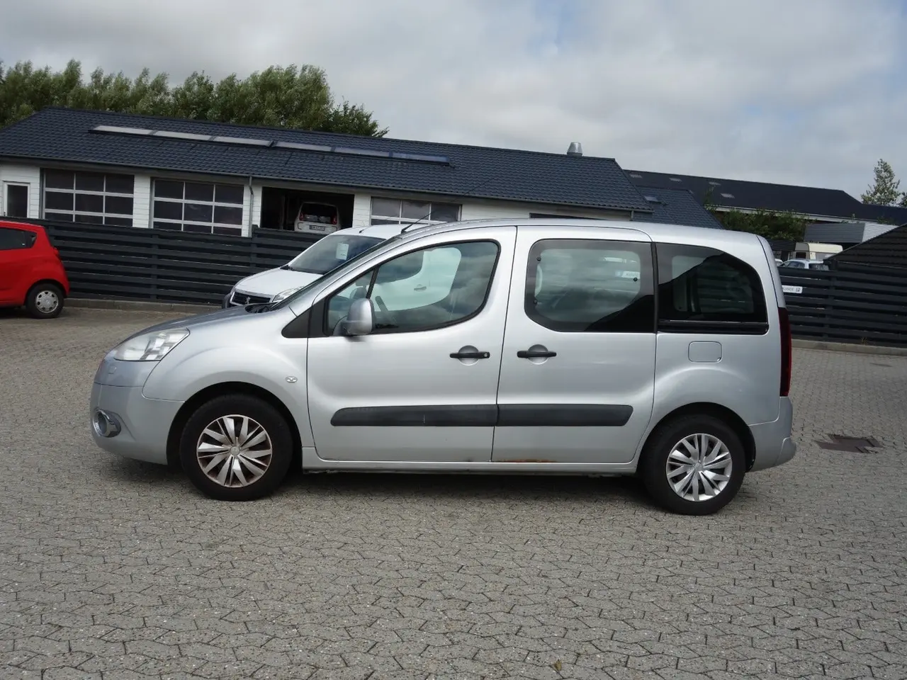 Billede 3 - Peugeot Partner Tepee 1,6 e-HDi 92 Active