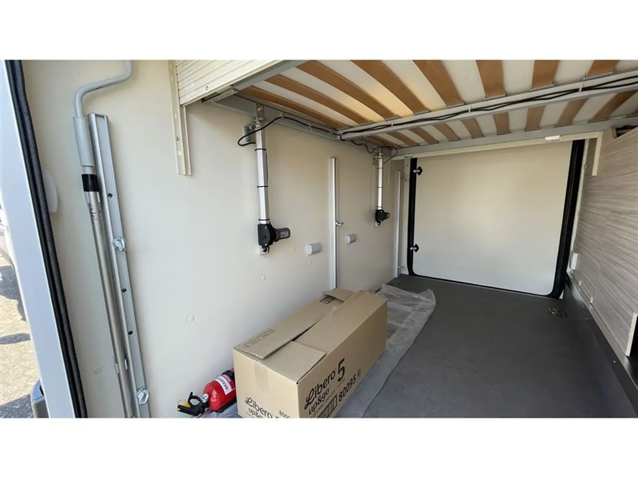 Billede 13 - 2025 - Elnagh T-Loft 582