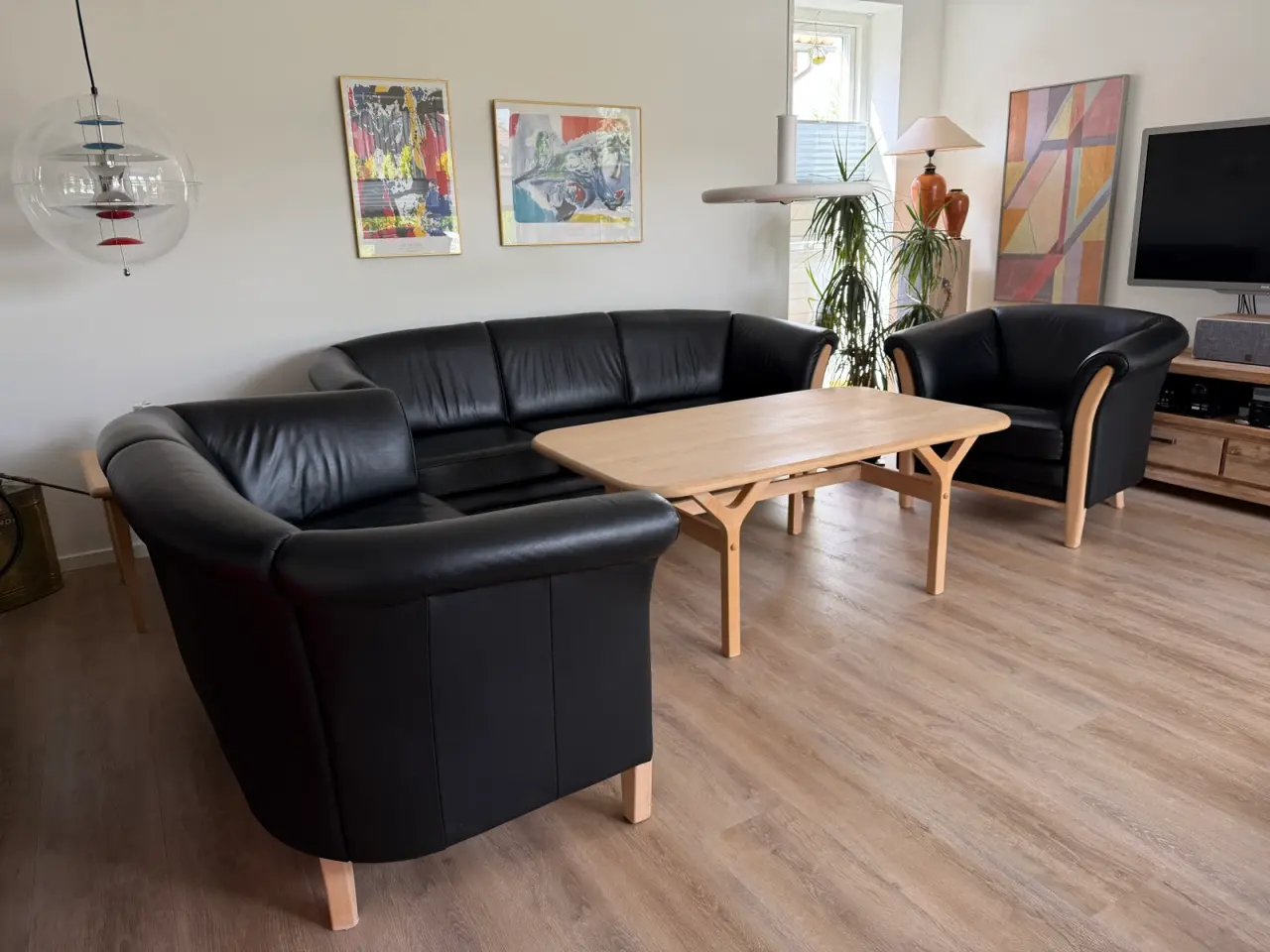 Billede 4 - Sort lædersofa sæt med 3 pers, 2 pers og lænestol