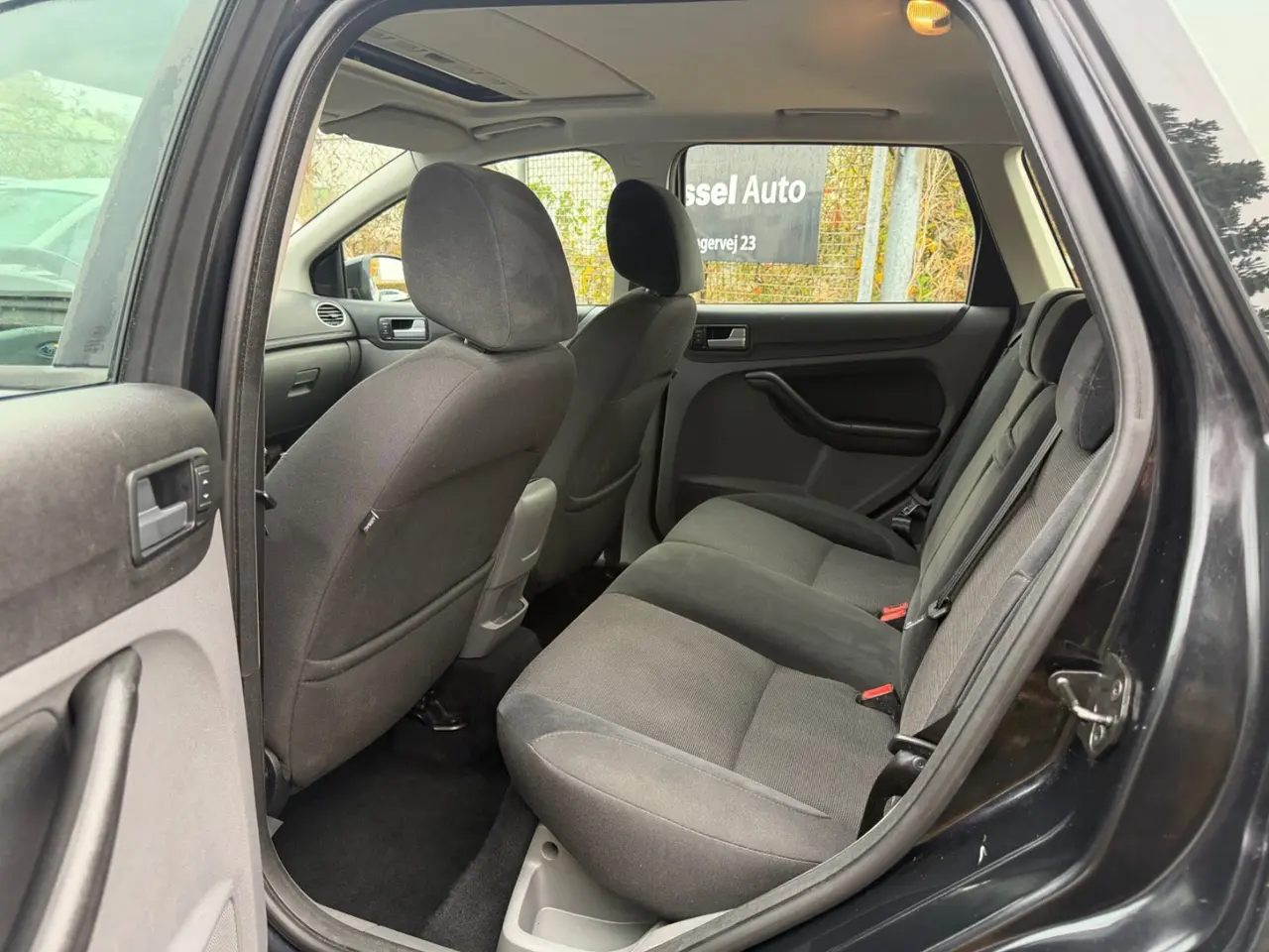 Billede 9 - Ford Focus 1,6 TDCi 109 Ghia stc.