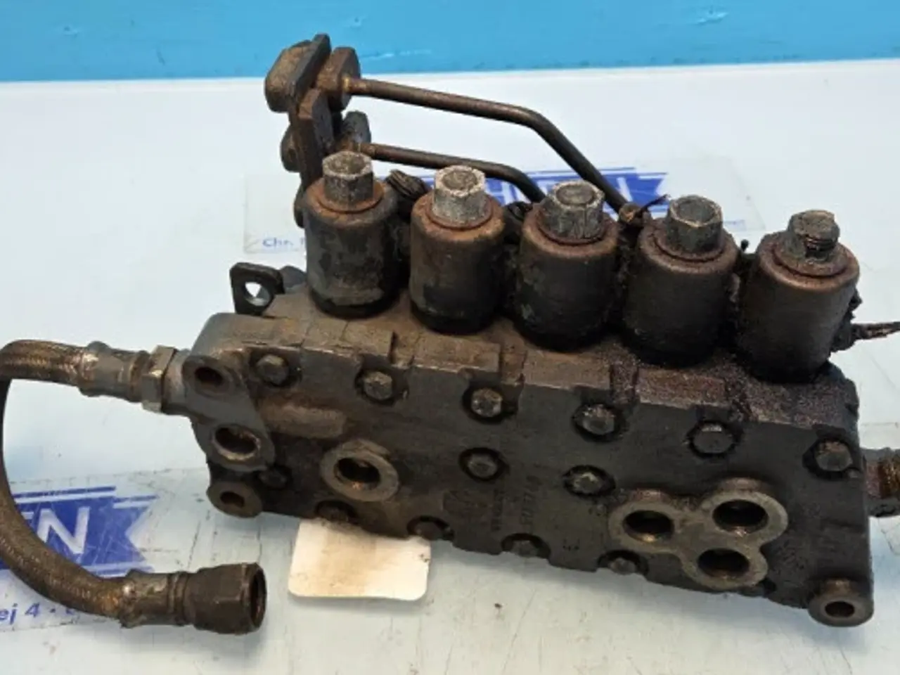 Billede 8 - New Holland 8160 Hydraulikventil 5173742