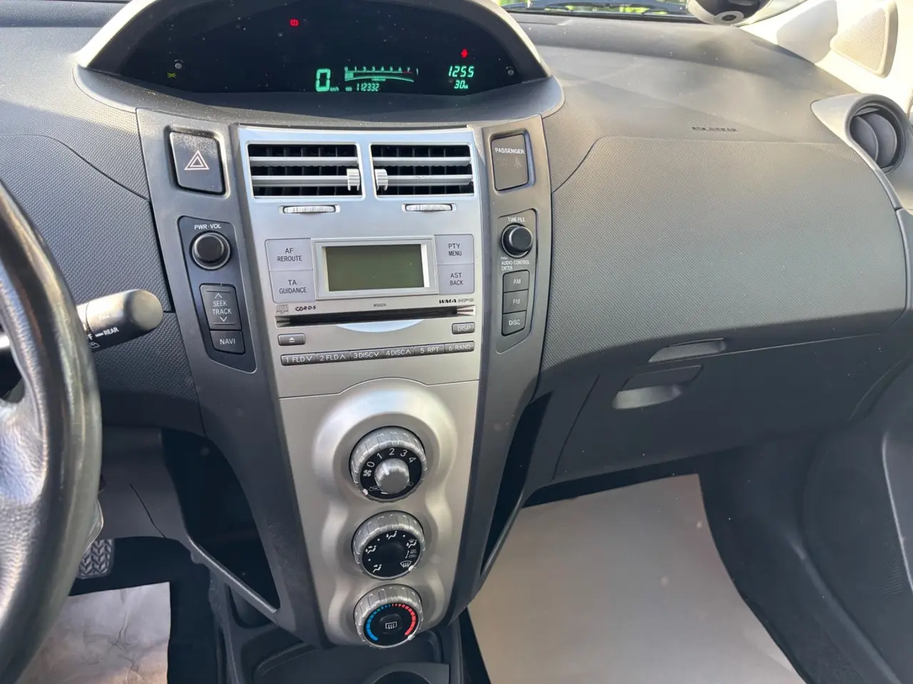 Billede 8 - Toyota Yaris 1,3 Luna