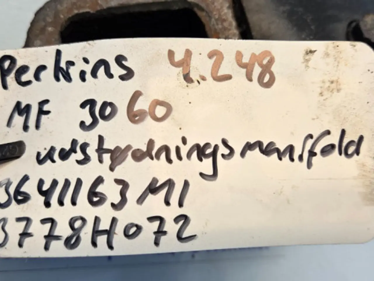 Billede 14 - Perkins 4.248 Udstødningsmanifold 3641163M1